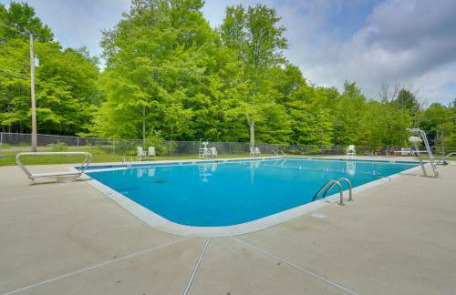 Games, Fire Pit, Hot Tub Pocono Lake Family Home! - Foto 30