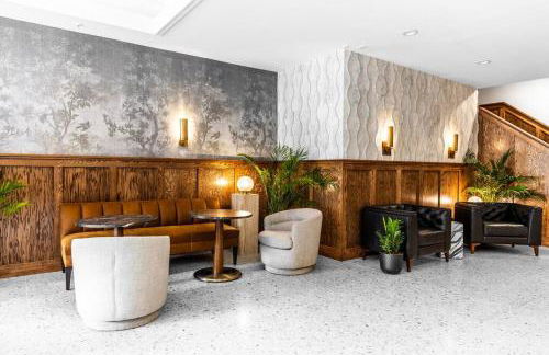 Canal View, DTWN Bangor, Steps to great Restaurants, Room # 210 - Foto 12