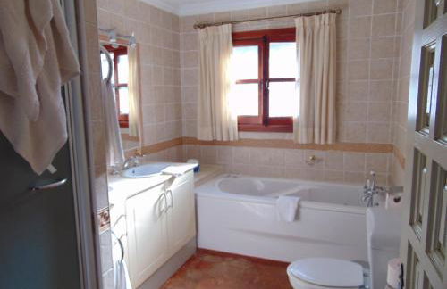 CASA MICHAEL - El Paraiso, Marbella - Photo 19