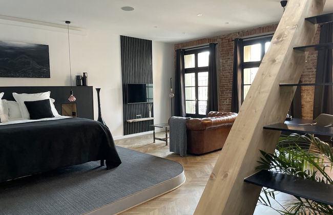 Ennéa - Jacuzzi & Luxury Suites - Foto 1