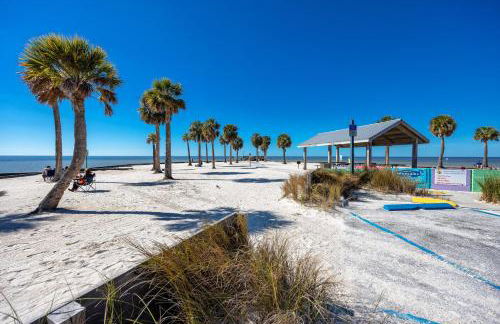 Weeki Wachee House - Charming Home with Heated Pool, A Nature Lover's Paradise! - Foto 9