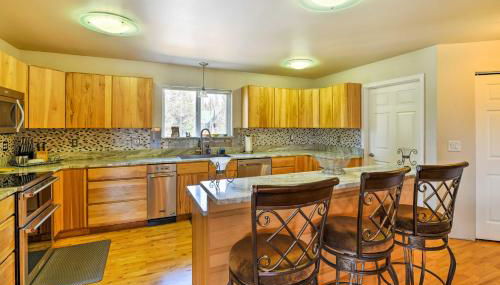 Hillside Anchorage Home by Hiking and Biking Trails! - Foto 4