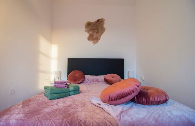 Villa Roza - One Bedroom With Swimming Pool - Photo 3