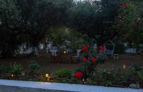 SEA & OLIVES HOUSE - Photo 43