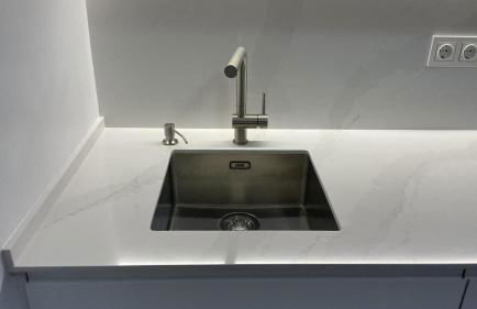 Piso de lujo en primera linea de playa y garaje - Photo 19