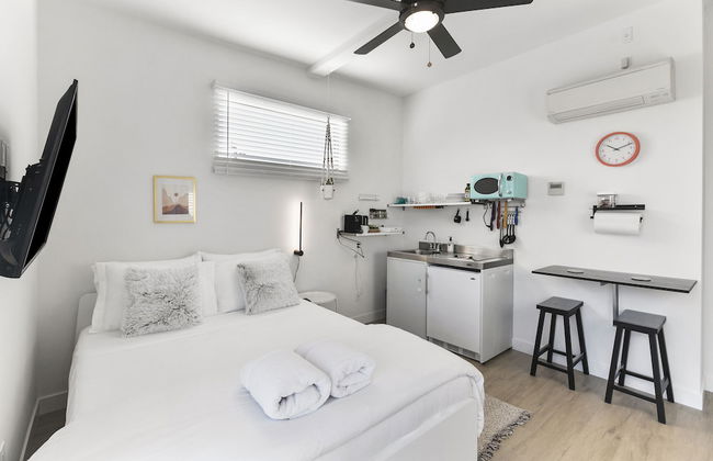 Primo Old Town Location with Heated Pool - Foto 29