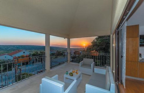 1 Bedroom Awesome Apartment In Kolan - Photo 7