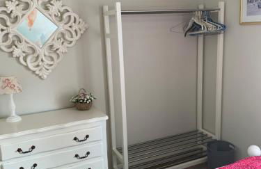 Two Cottages in Beautiful Brittany 5 Bedrooms Sleeps 10 Pets Welcome Heated Swimming Pool Free Wifi - Foto 27