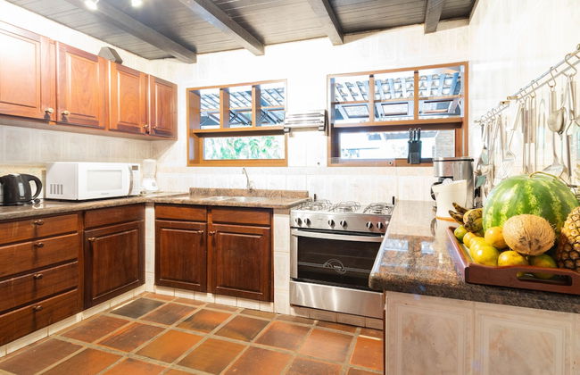 PF20 Casa 3 Quartos a 50m Praia do Forte - Foto 14