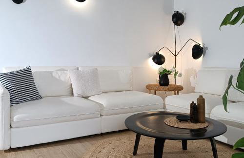 Pilea Luxury Apartments 2 - Photo 4