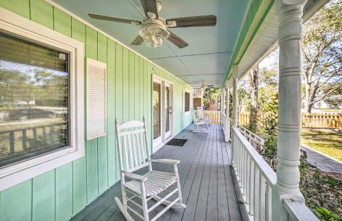 Oak Island Home with Yard Less Than 1 Mi to the Beach! - Foto 27