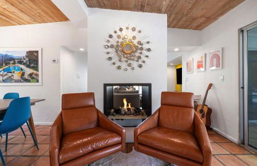 The Ricardo! Mid-Century Villa with Saltwater Pool - Foto 45