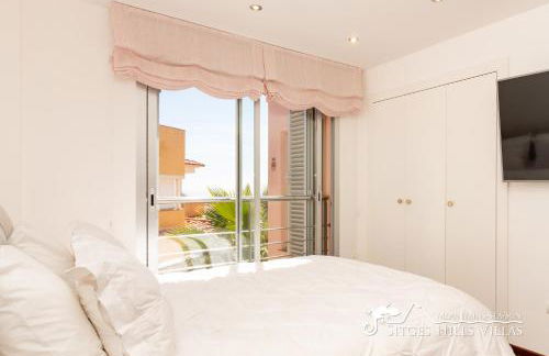 Stylish Villa Havana with Sea Views, Private Pool & A/C - Foto 40