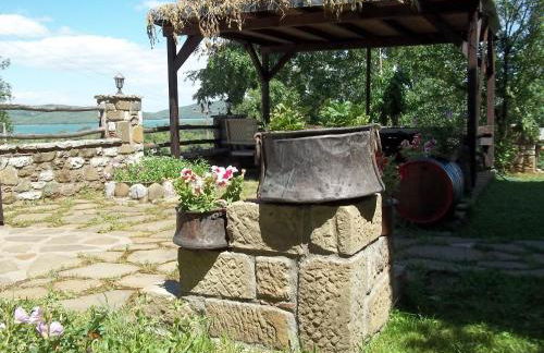 T'Asprolithia - Photo 8