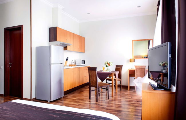 Greguar Hotel & Apartments - Photo 62