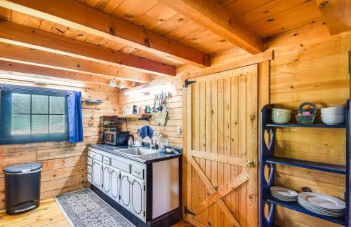 Bellevue Log Cabin with Gas Grill and Creek Access - Foto 9