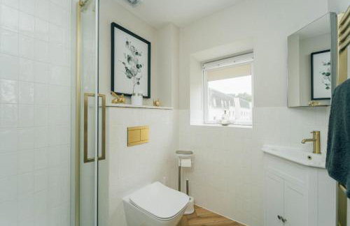 Eagleside Apartments, Luxury 2-Bedroom Apartment Near Gleneagles, Sleeps 4 - Foto 24