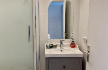 Jolie chambre 3minutes de la Gare RER A - Foto 11