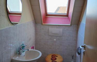 Ganze Wohnung mit Balkon, bis 5 Personen rund 90 qm - Foto 17