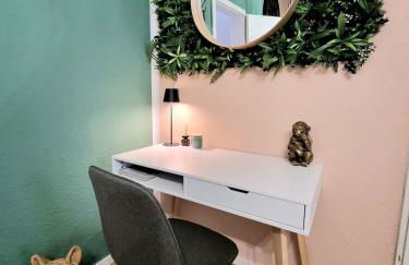 The Golden Pelican - Photo 4