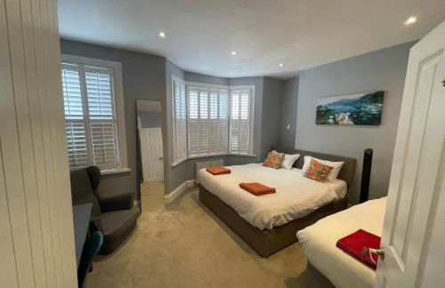 Huge 6-Bedroom House in Greenwich, Sleeps 12 - Foto 3