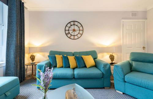 Ground-fl Two Bedroom Apartment in Bridge of Allan - Foto 1