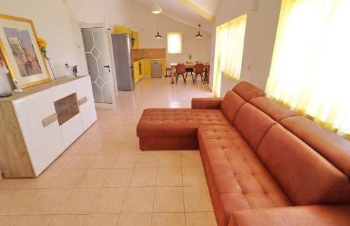 Apartments Villa Michele-Three Bedroom Apartment with Partial Sea View Grejp - Photo 2