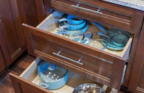 Large historical home w/ fire pit, chef kitchen. - Foto 35