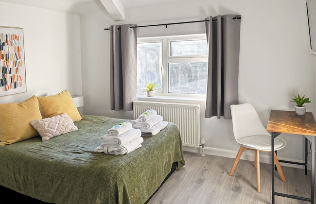 Relaxing Getaway With Hot Tub & Sauna Sleeps 6 - Foto 15