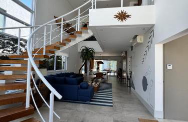 Casa de Luxo com Enxoval Completo, 4 Quartos, Área Gourmet, Piscina, Academia, Quadra Particular, Lago e Vista Privilegiada - Photo 44