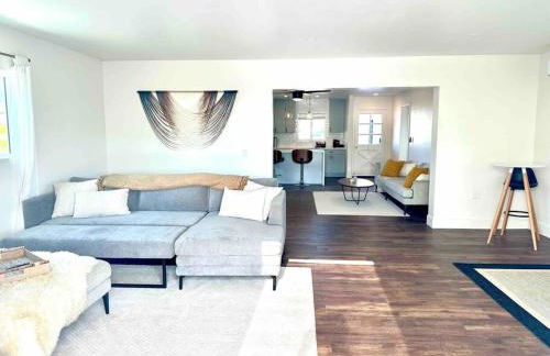 Modern Home with View and Large Private backyard - Foto 2