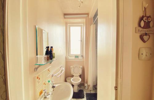 Edinburgh Meadowbank 1-Bedroom Flat - Photo 9