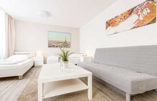 Fully Equipped Apartments with Balcony - Photo 3