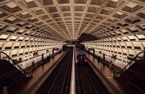 Beautiful Basement Suite & Outdoor Oasis - Photo 21