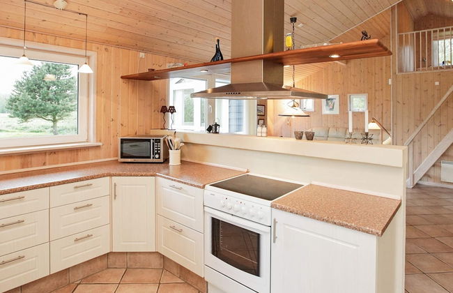 8 Person Holiday Home in Strandby - Foto 9