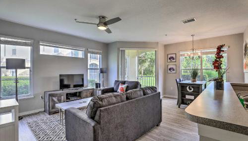 Lake-View Condo with Pool Access 6 Mi to Disney! - Foto 4