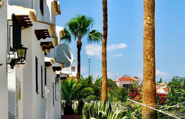 2-bed Apartment 10 min Drive to the Beach! - Foto 26