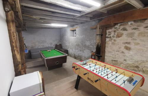 Gîte en Corrèze 12 pers, Piscine chauffée et Salle de jeux - Foto 8