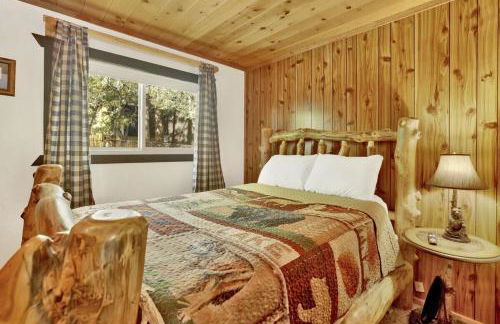 Holmes Away from Home by Big Bear Vacations - Foto 27