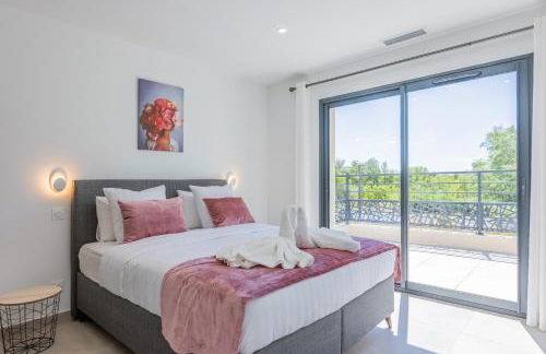 Villa Miray - Beach & Pool - Photo 17