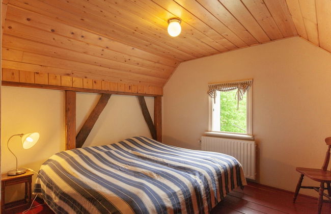 Cozy Apartment in Enschede Near Forest - Photo 8