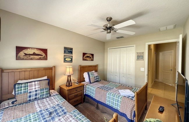 4 Bed 4 Bath With Private Pool/spa 4 Bedroom Home by RedAwning - Foto 17