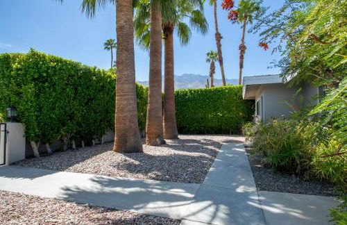 Three Palms - Photo 30