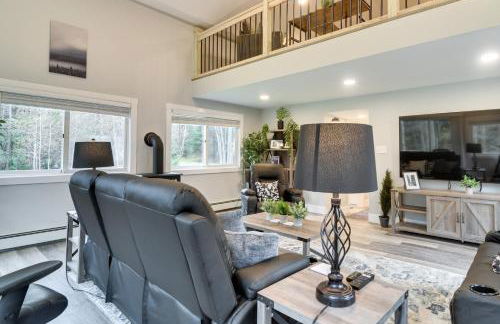 Modern Stark Home with Game Room, Grill and Fire Pit - Foto 4