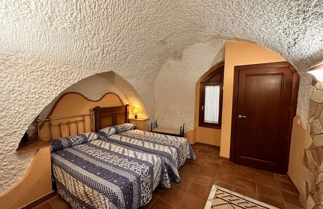 Cuevas la Granja - Foto 69