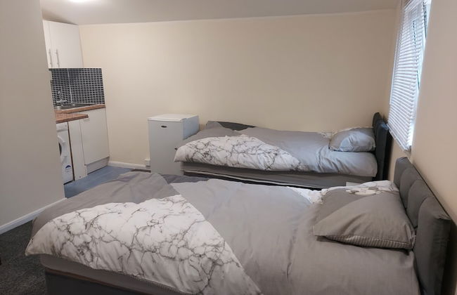 2-beds Studio Located in Parkgate Rotherham - Foto 8