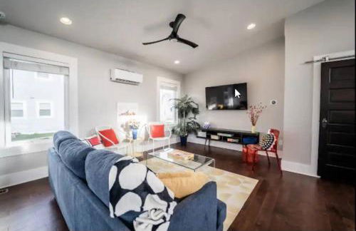 Luxury w/SoakTub* King with 3BR - Foto 42