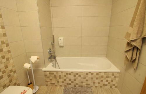 Beach and Family - Photo 14