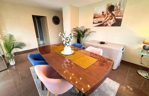 Le Green Field Lodge - Parking Gratuit - Standing - Centre Ville - Commerces à Proximité - Foto 28