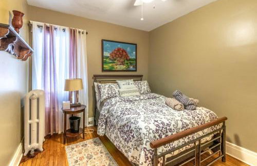 The Paradise House steps from the Heart of Hertel - Foto 18